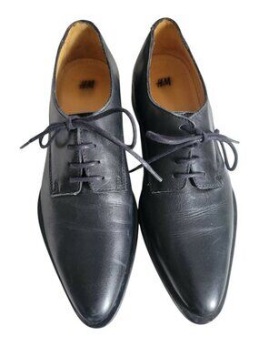 Pointy lace up H&M Studio leather shoes